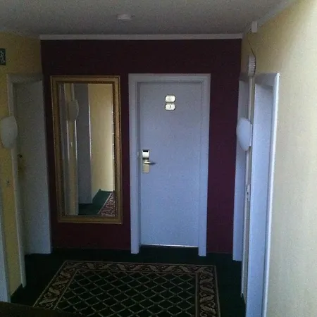 Katharina Garni 3* Tübingen