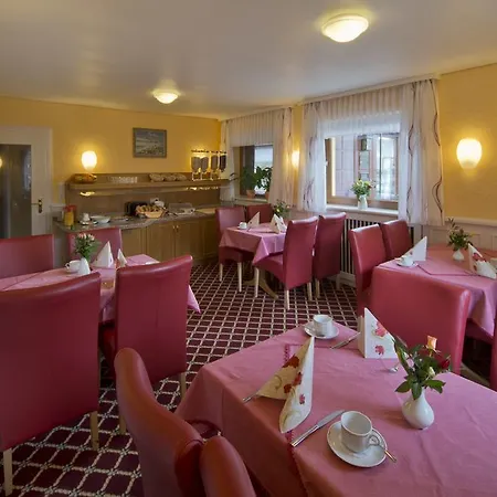 Pensionat Katharina Garni 3*